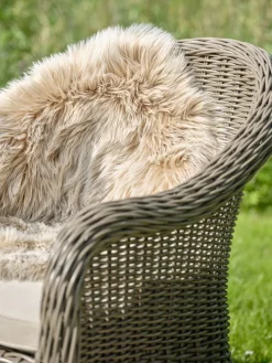 Hot GAMMELBYSillón de jardín GAMMELBY gris Sillas De Jardín