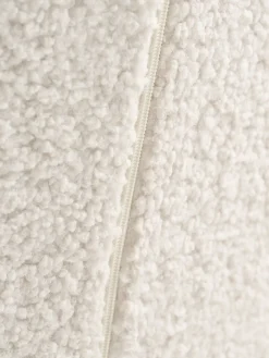 Online HUNDESTEDSillón HUNDESTED felpa blanco crudo/color roble natural Sillones